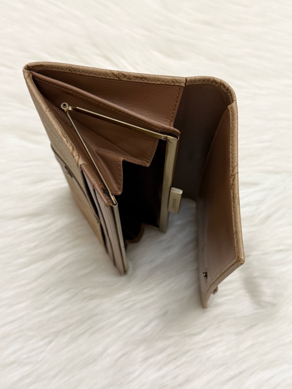 NINA RICCI - BROWN TAN CANVAS LEATHER MONOGRAM LONG BIFOLD SNAP WALLET - Picture 5 of 12